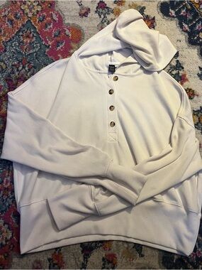 SHEIN Men's Ivory Hooded Henley Pullover with Button Placket